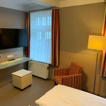 Goldene Krone 호텔 고슬라르